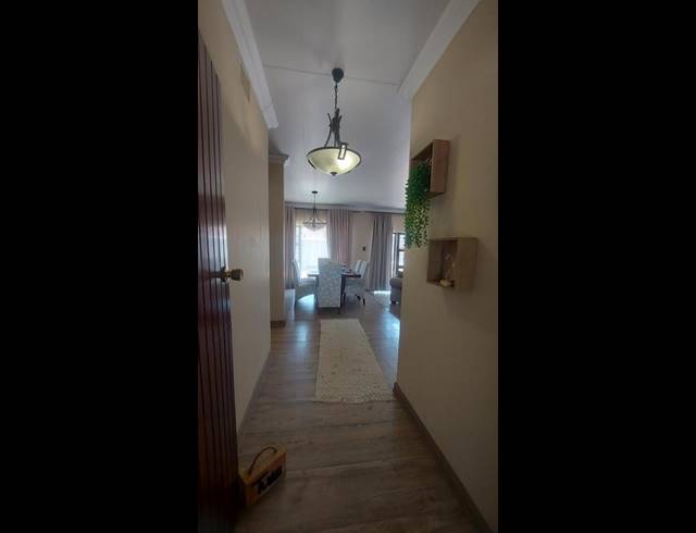 4 BEDROOM HOUSE FOR SALE IN PARKRAND